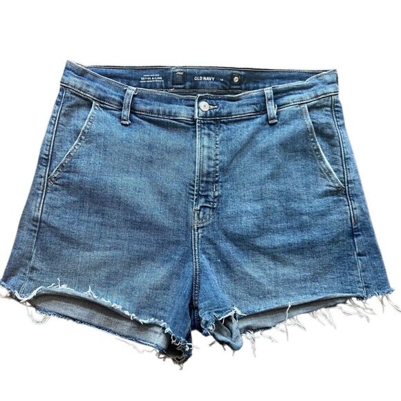 Old Navy high rise A-Line Cut off style Jean shorts Size 14 - Picture 1 of 14